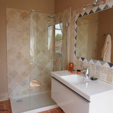 Bed & Breakfast La Trimardiere Verneuil d'Avre et d'Iton